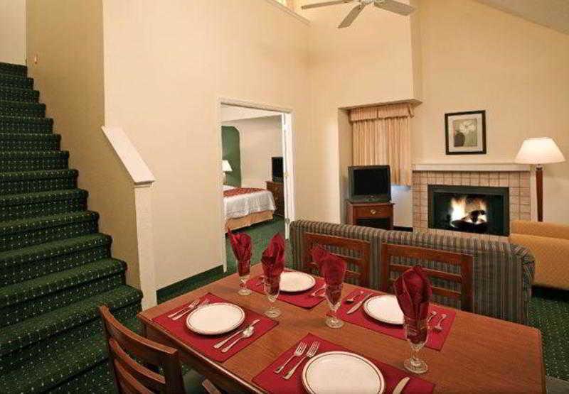 Sonesta Es Suites Oklahoma City Restaurant photo